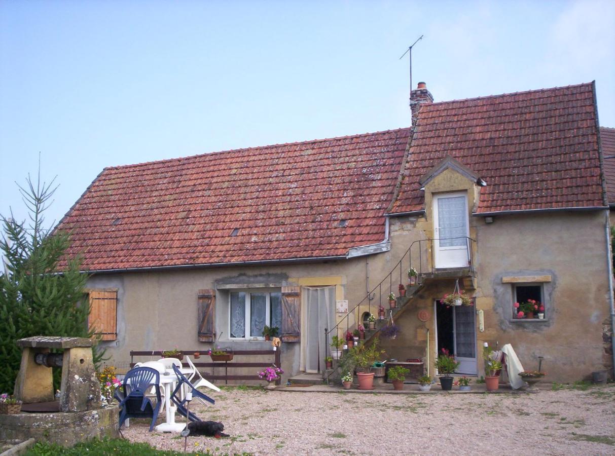 Saint-Aubin-en-Charollais Chambre A La Campagne מראה חיצוני תמונה